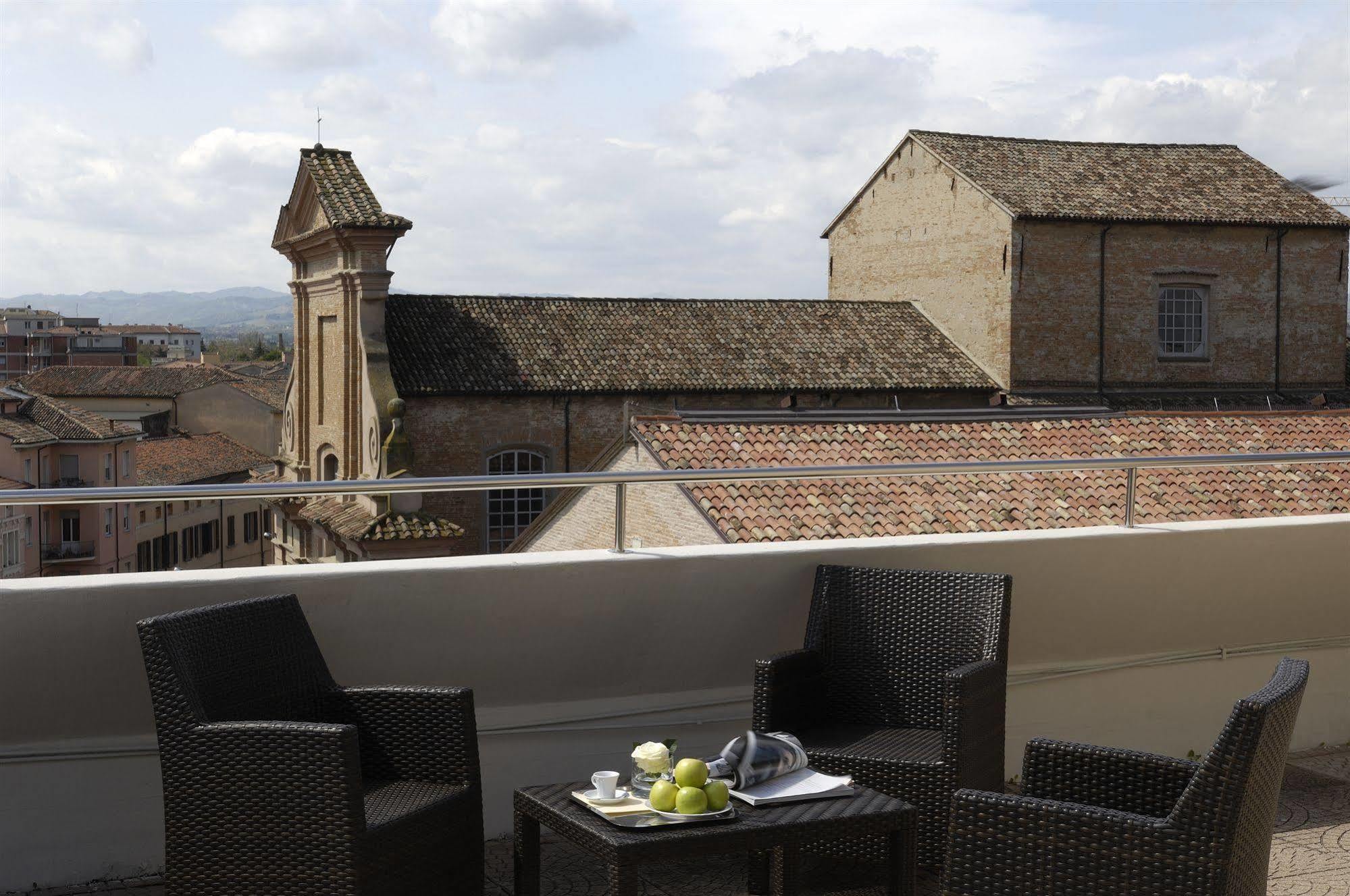 Hotel Masini Forlì Eksteriør bilde